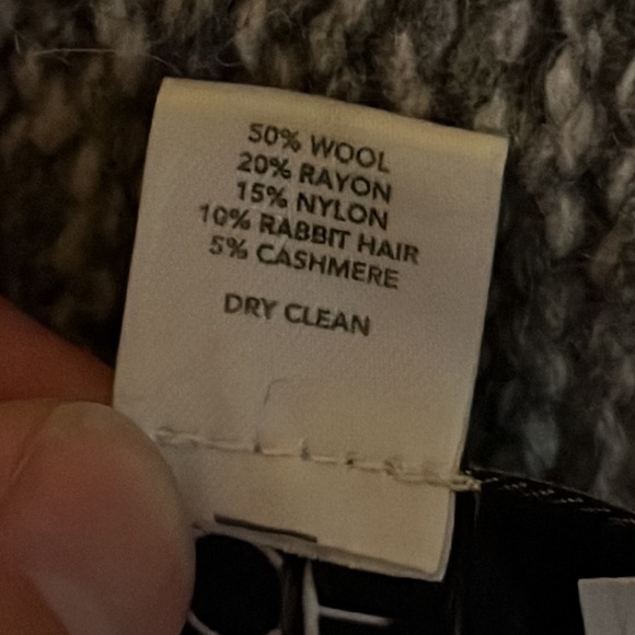 Ann Taylor LOFT Cardigan – Size Medium - Picture 7 of 8